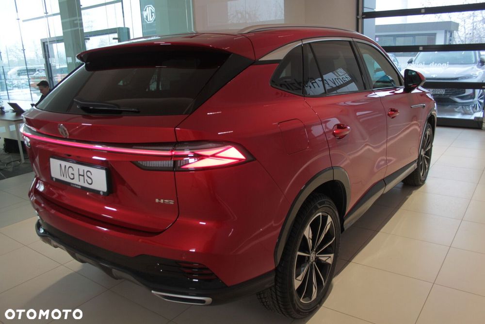 MG HS Hybrid+ - 17