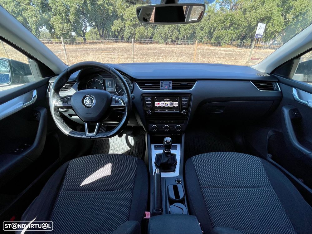 Skoda Octavia Break 1.6 TDi Ambition - 10