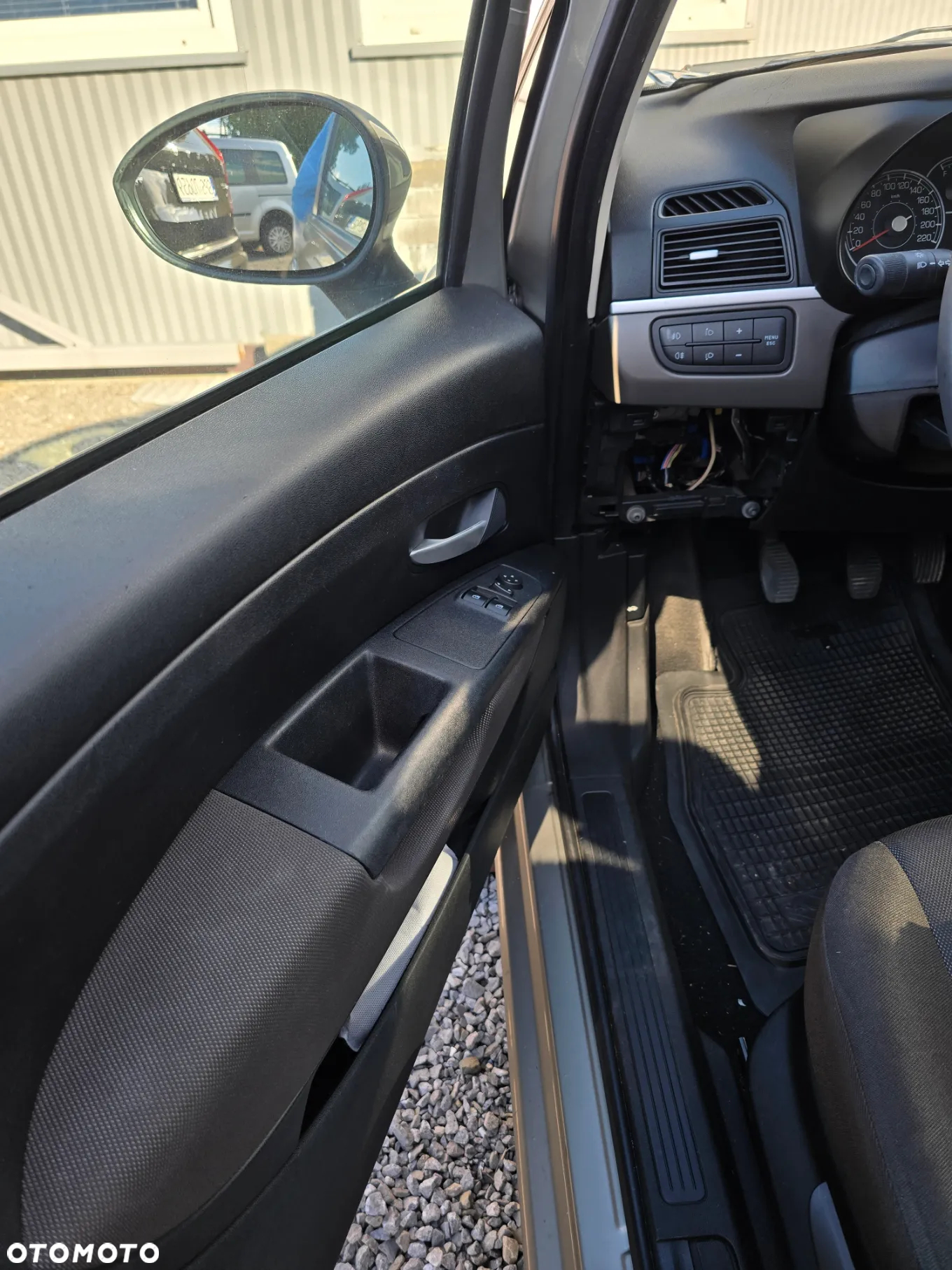 Fiat Punto 1.2 16V Dynamic - 6