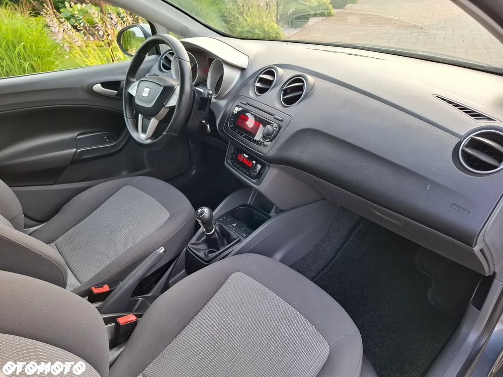 Seat Ibiza 1.4 16V Style - 38
