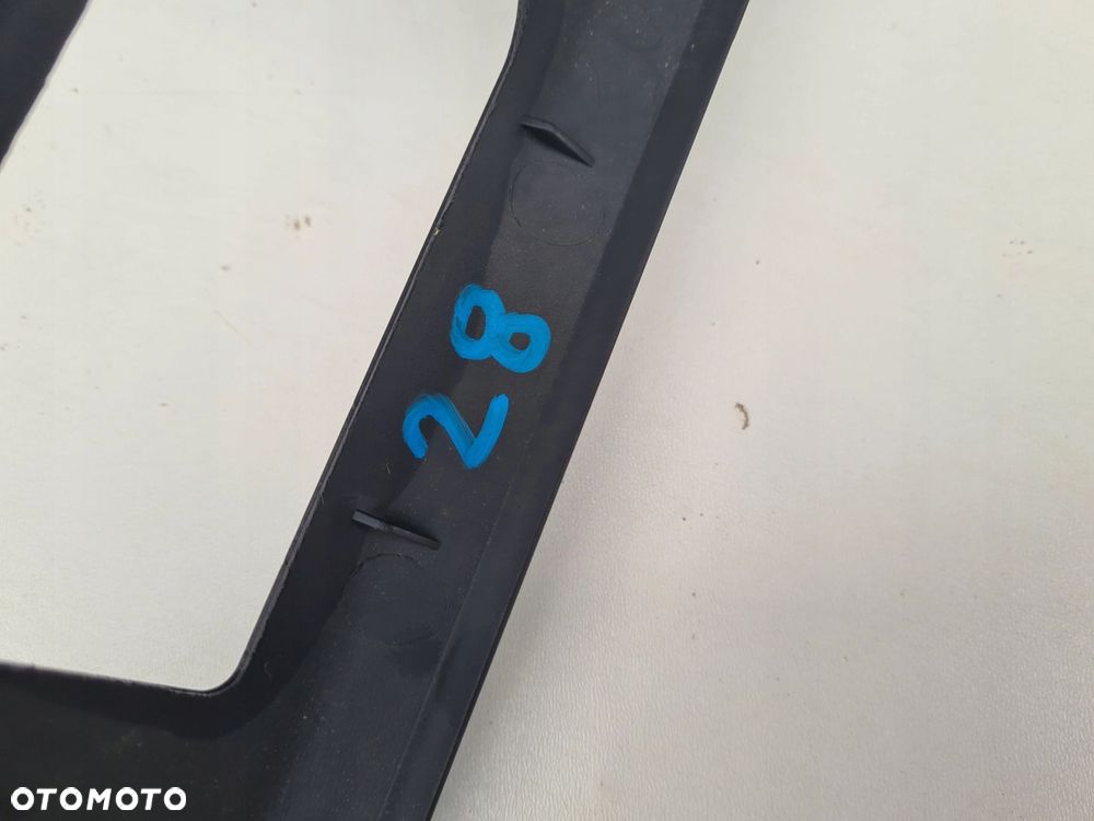 VW T5 T5 LIFT MULTIVAN tapicerka osłona boczka lewy przód 7H5868087 - 5