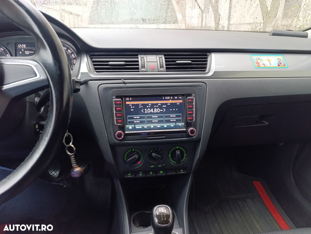 Skoda RAPID 1.2 TSI Active - 10