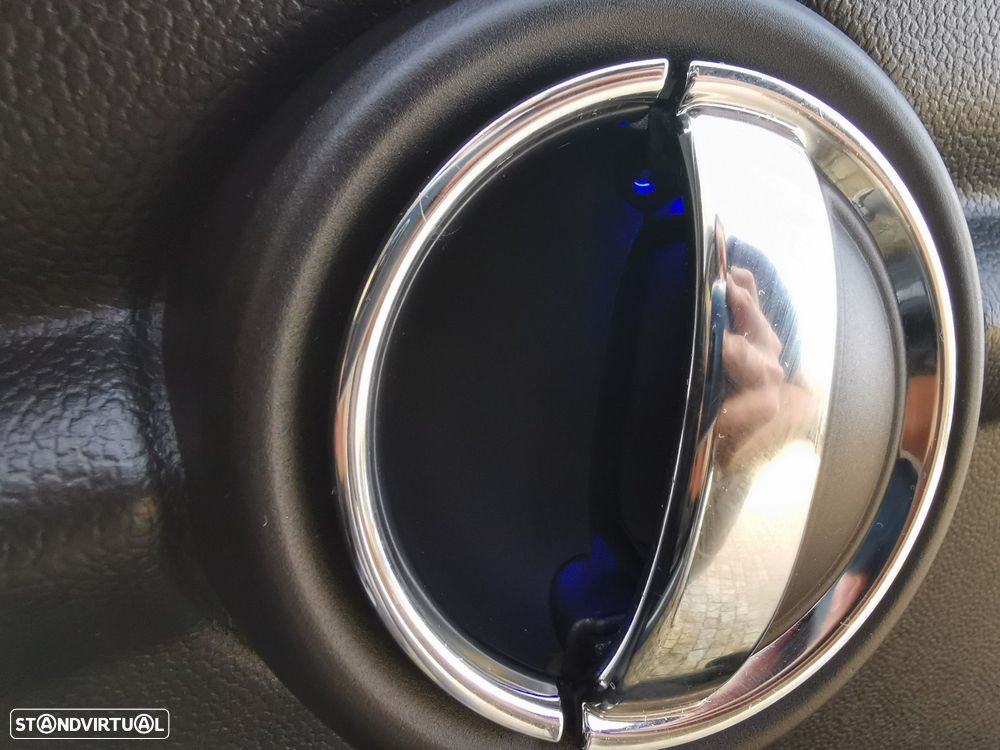 MINI 3 Portas One D - 16