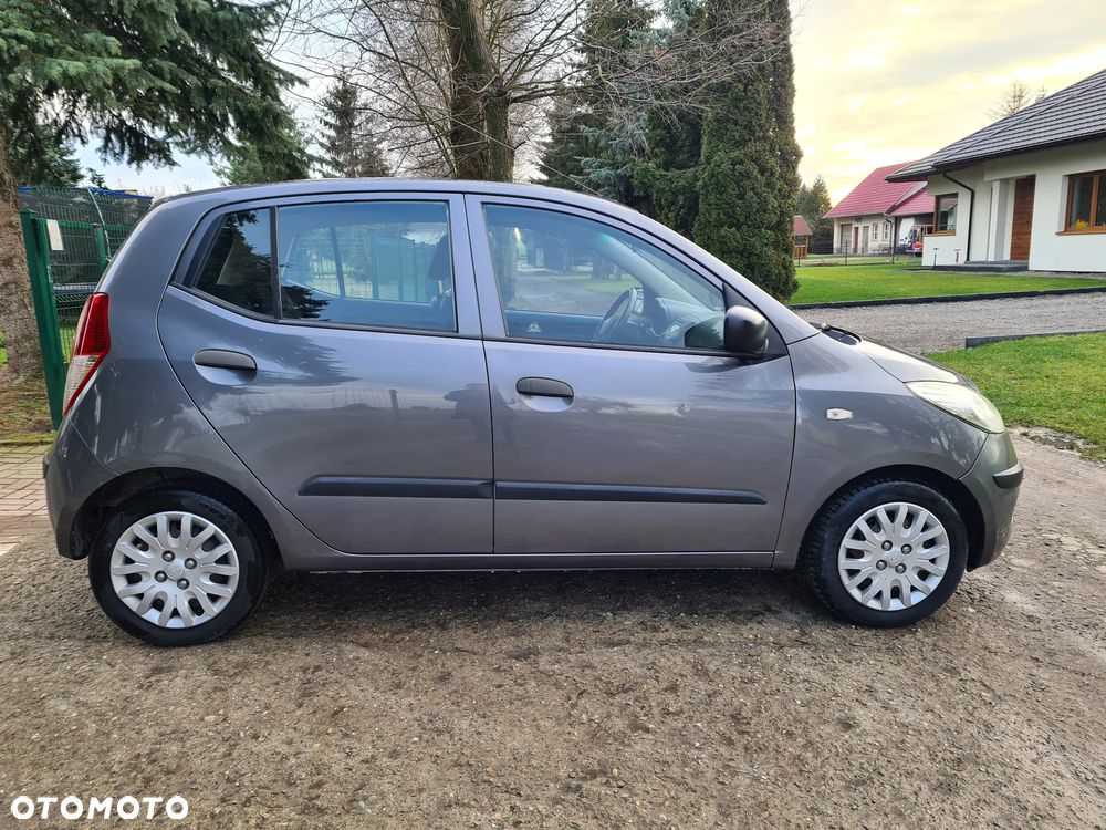 Hyundai i10 1.1 - 4