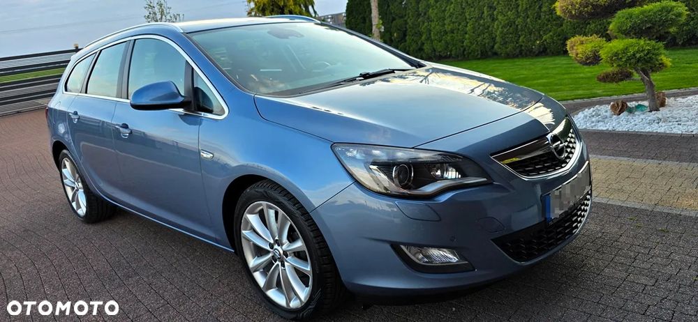 Opel Astra 1.4 T Cosmo - 2