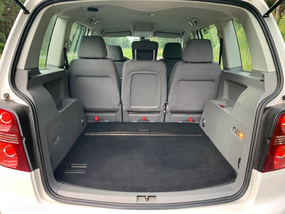 Volkswagen Touran 2.0 TDI Freestyle - 18