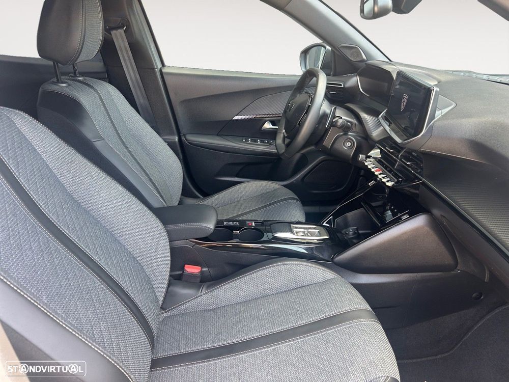 Peugeot 2008 - 15