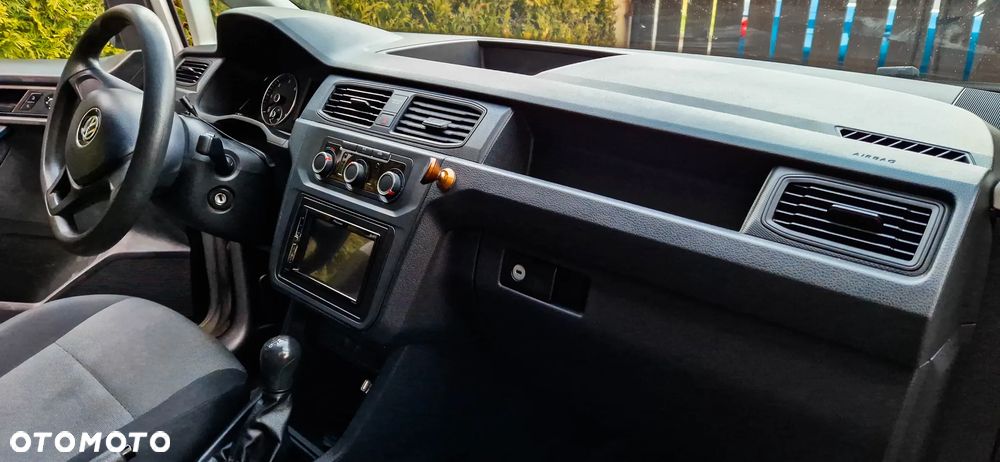 Volkswagen Caddy - 9