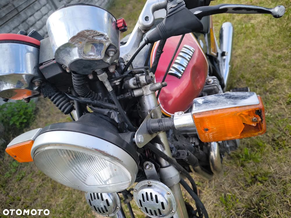 Yamaha XJ - 6