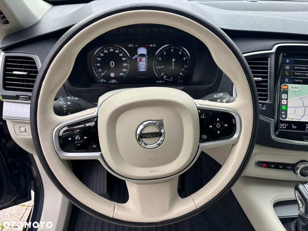 Volvo XC 90 - 24