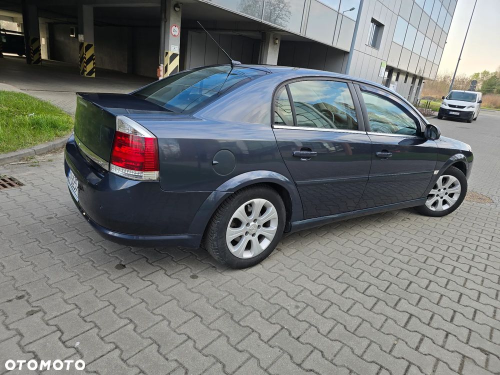 Opel Vectra 1.9 CDTI - 12