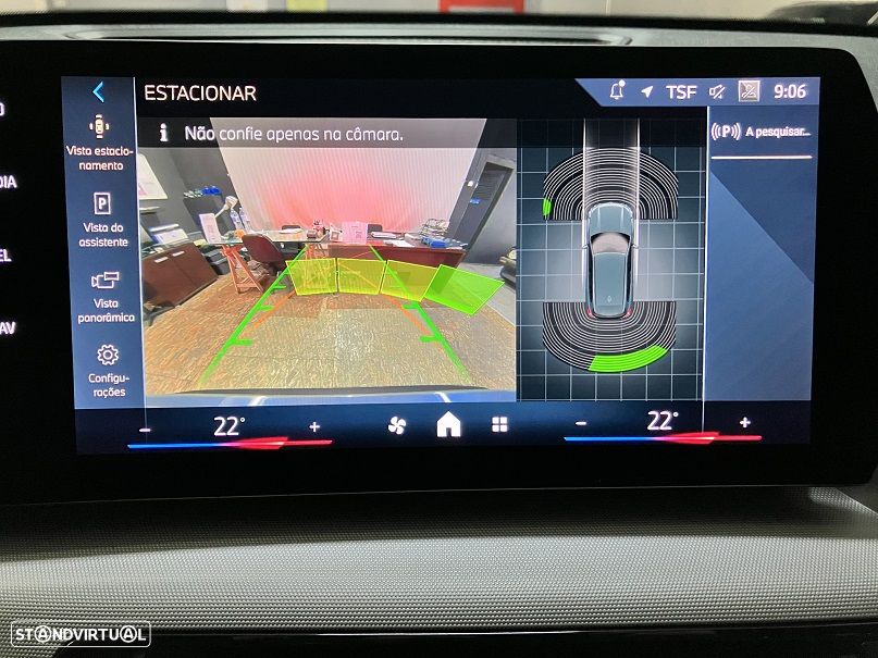 BMW X1 sDrive18i - 26