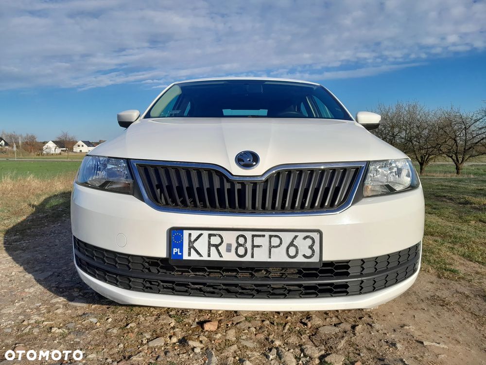 Skoda RAPID 1.2 TSI Active - 11