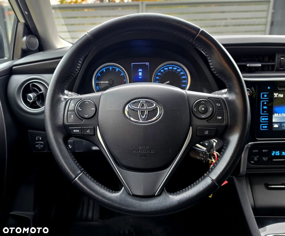 Toyota Corolla 1.6 Premium - 31