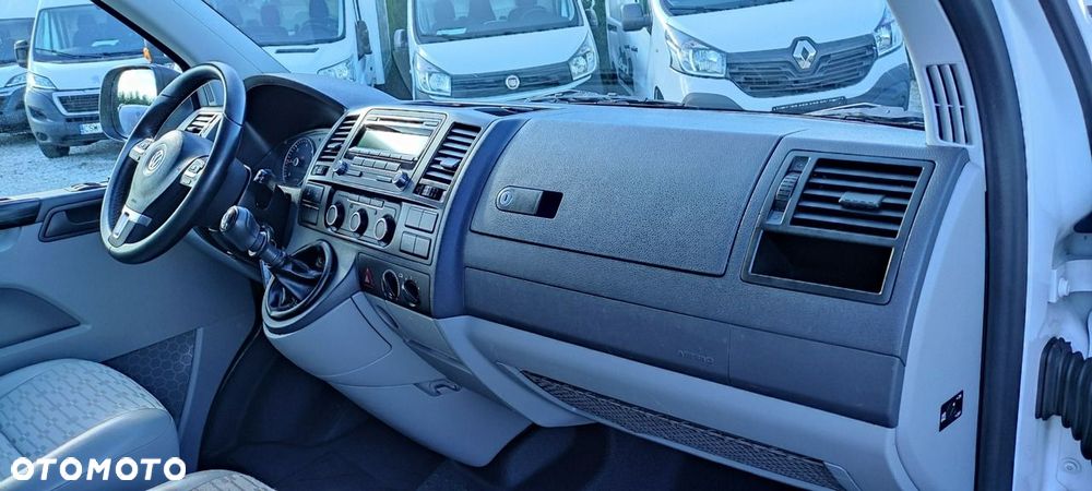 Volkswagen Transporter - 26