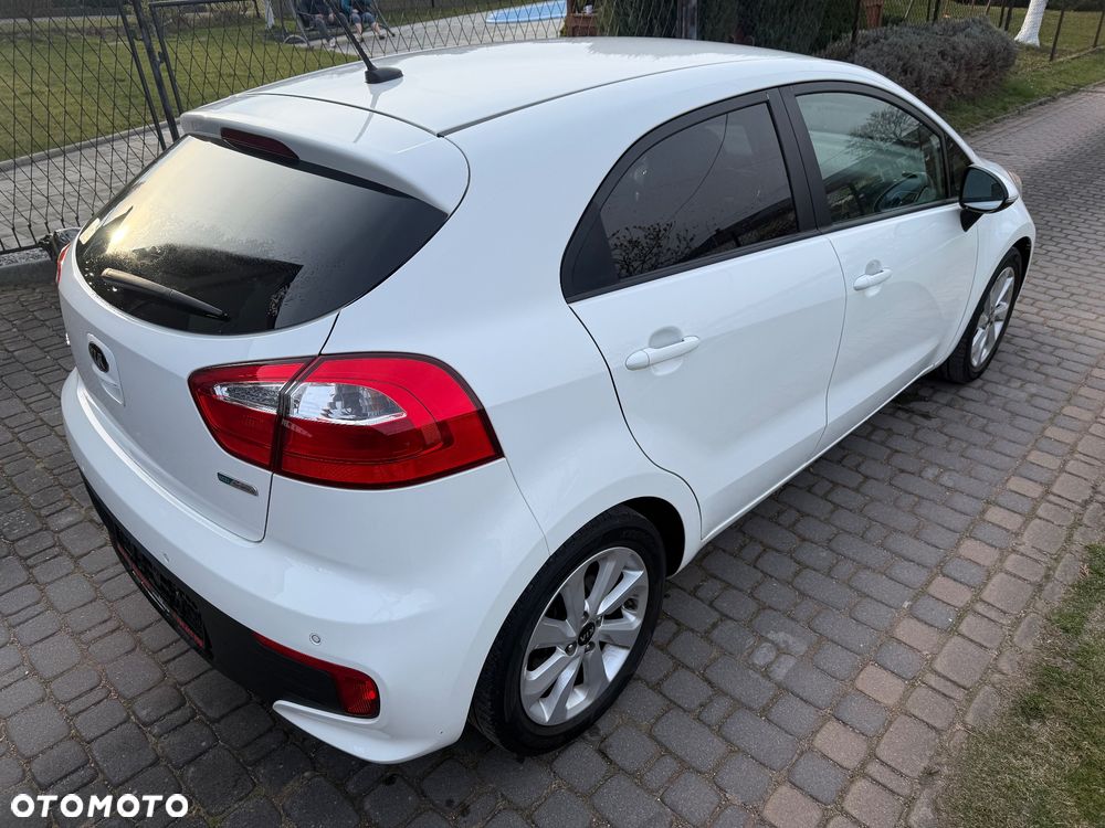 Kia Rio 1.2 Dream-Team Edition - 25