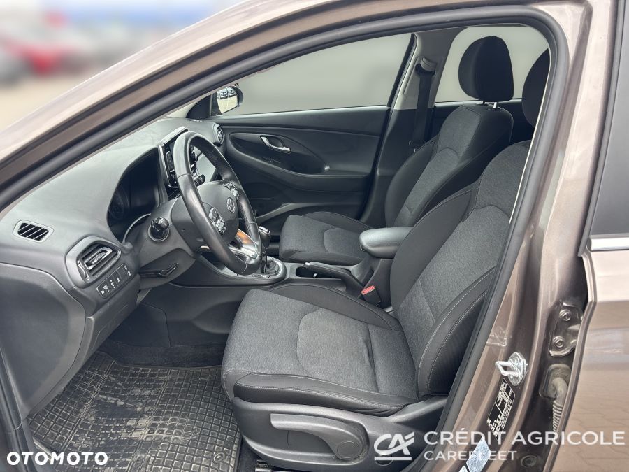 Hyundai i30 1.5 T-GDI 48V Smart - 11