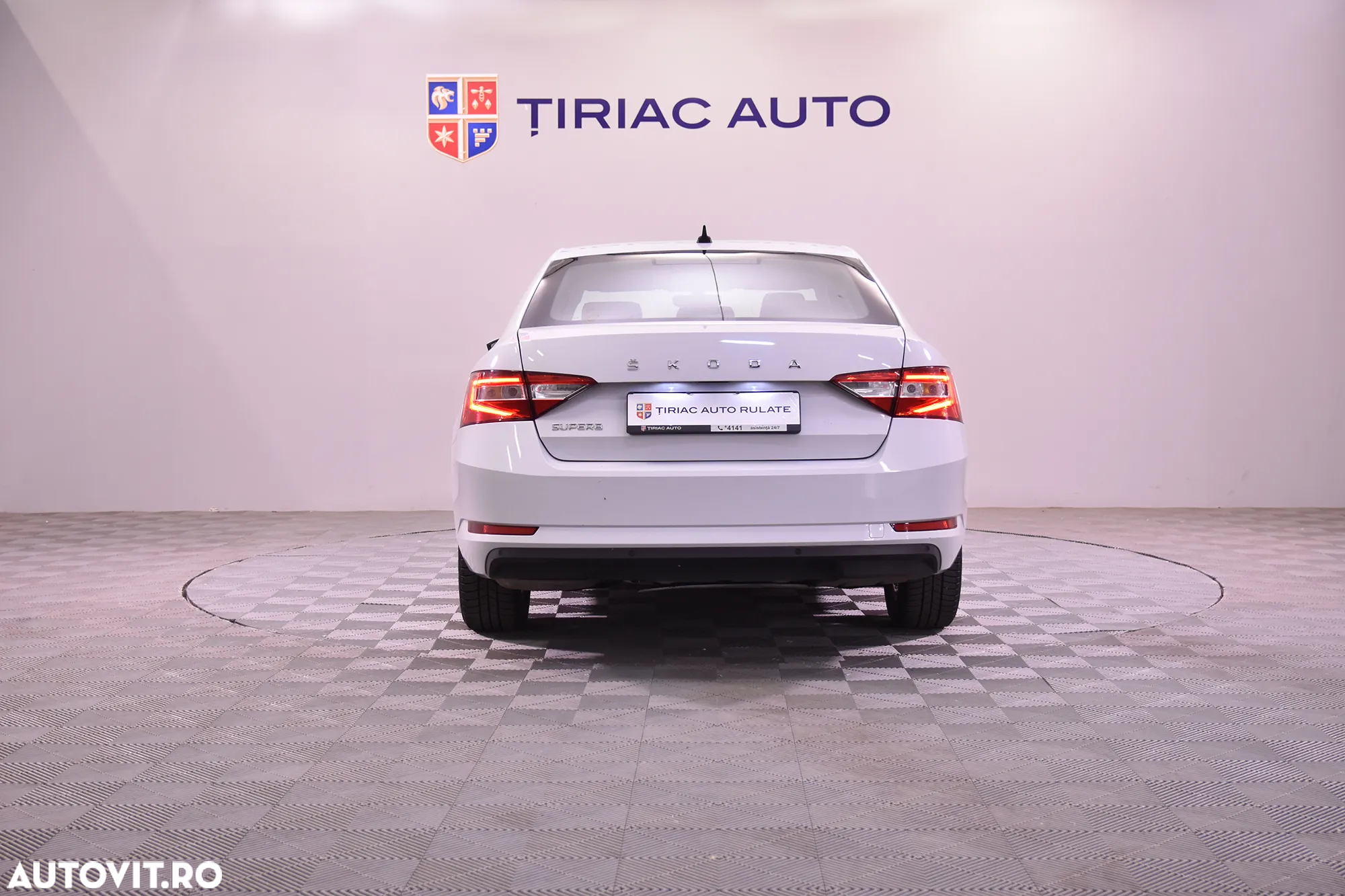 Skoda Superb - 4