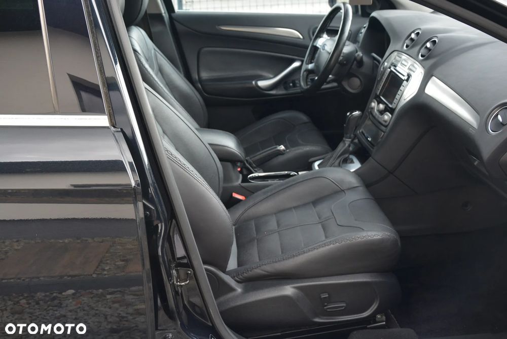 Ford Mondeo - 31