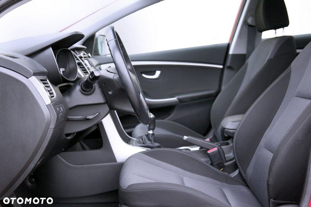 Hyundai i30 1.6 GDI Style - 16