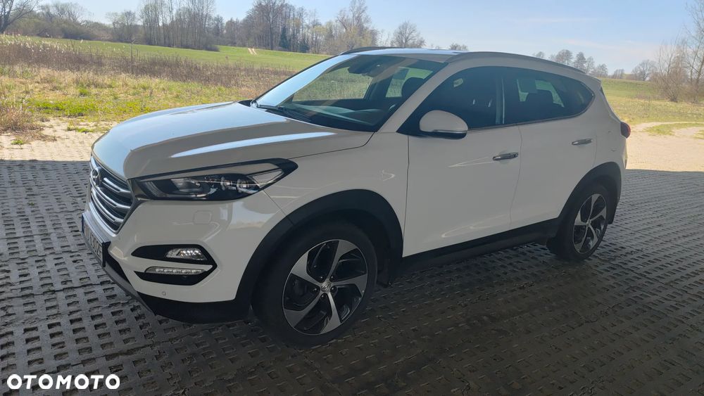 Hyundai Tucson 1.7 CRDI BlueDrive TourdePologne 2WD DCT - 1
