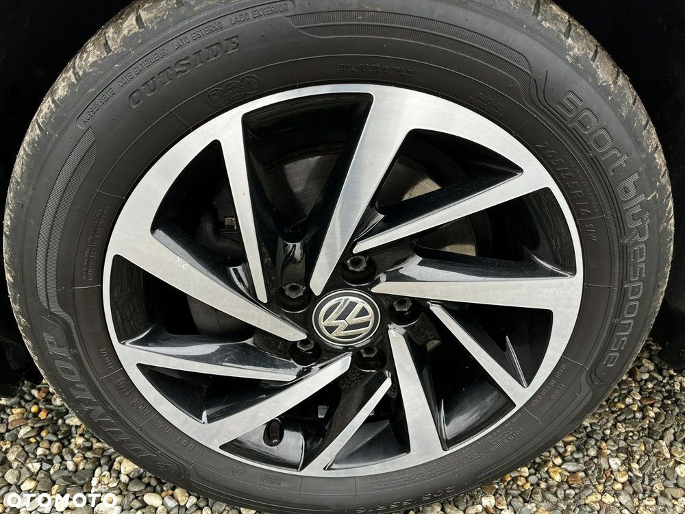 Volkswagen Golf - 35