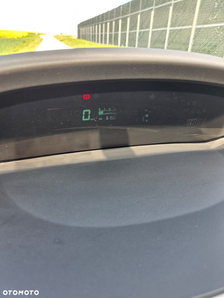 Toyota Yaris 1.3 Sol - 13