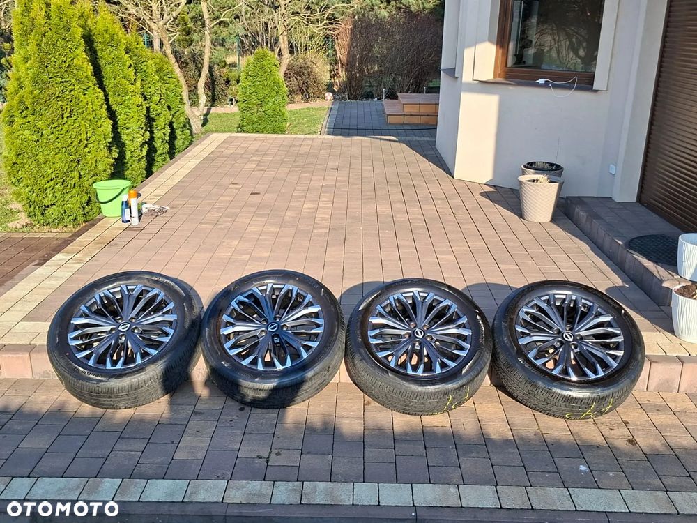 Kpl oryginalnych felg z oponą do Nissan - 2