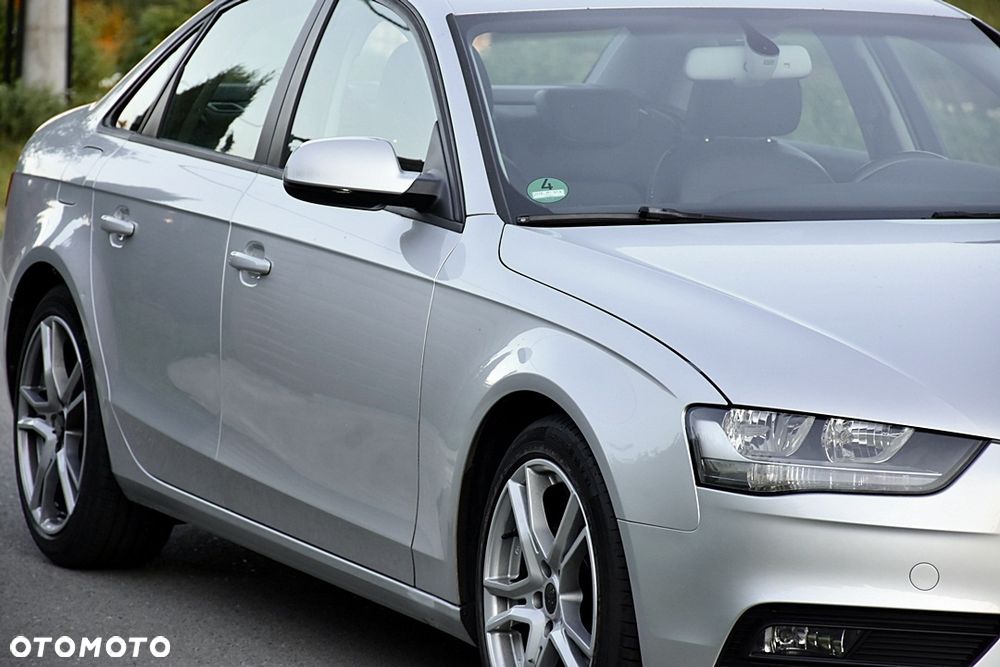 Audi A4 Limousine 1.8 TFSI quattro Attraction - 9