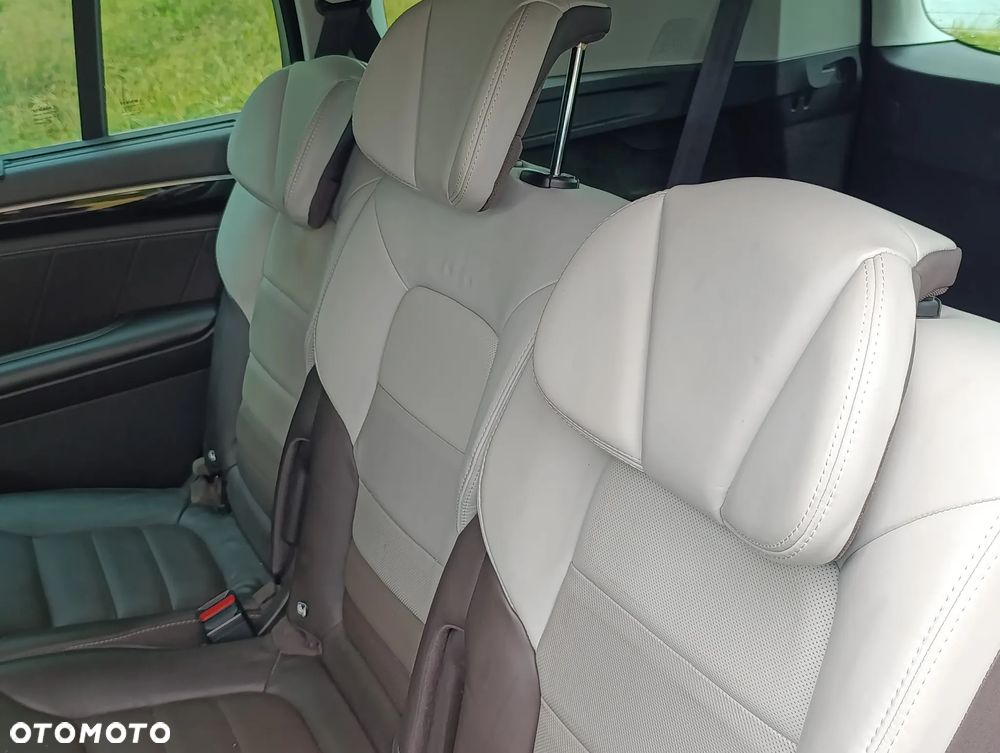 Renault Espace 1.6 TCE Initiale Paris EDC 7os - 11