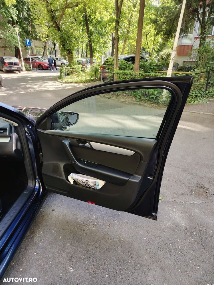 Volkswagen Passat - 5