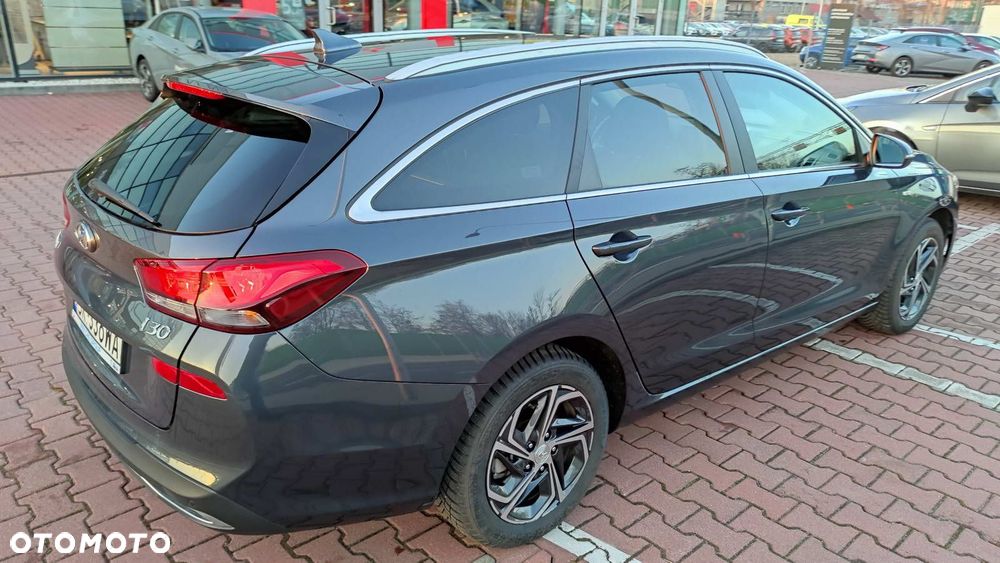 Hyundai i30 1.5 T-GDI 48V Smart - 6
