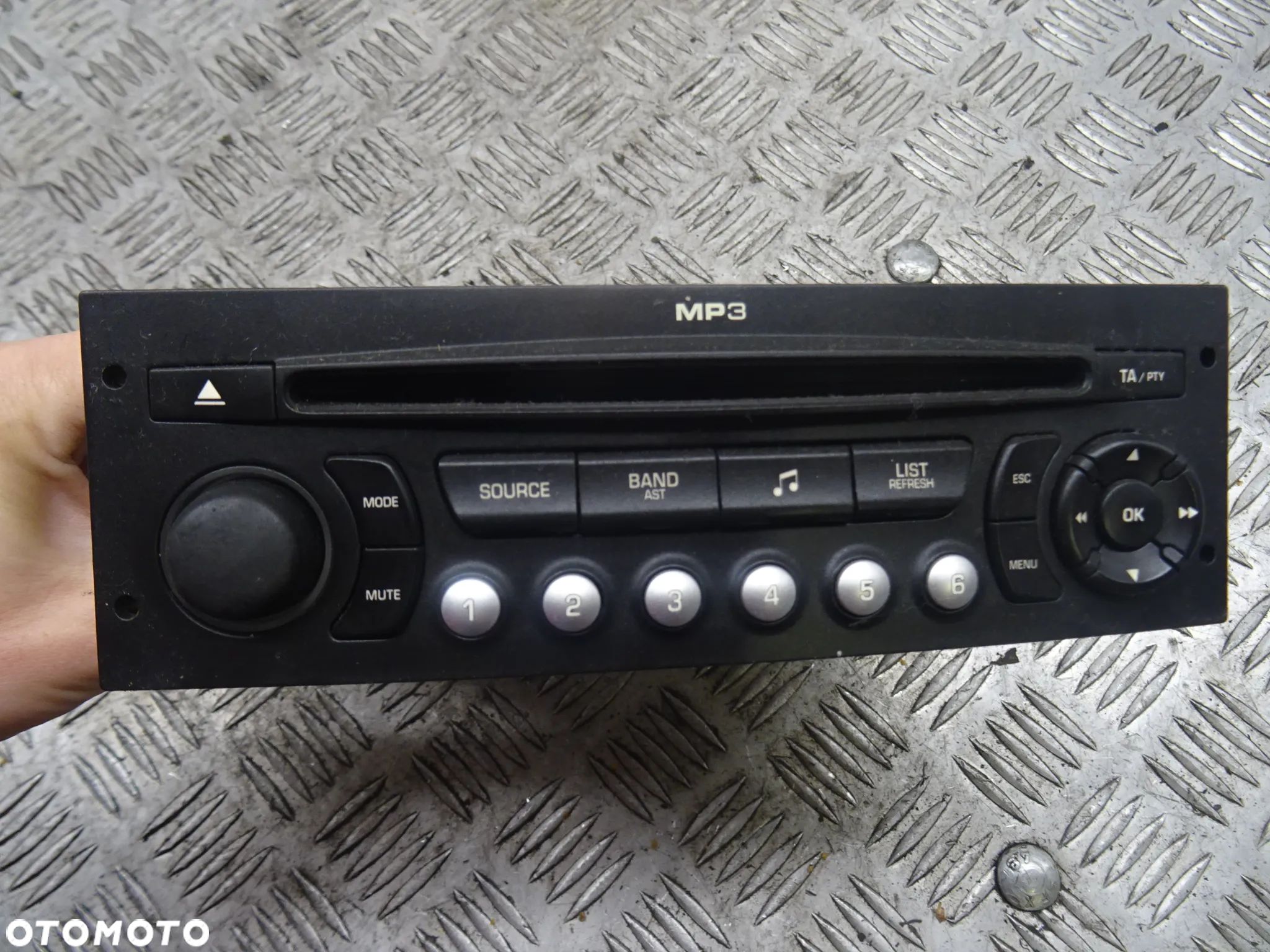 CITROEN C4 GRAND PICASSO 06-13 2.0B RADIO CD 96591777 - 1
