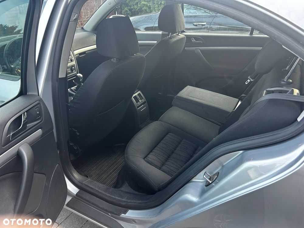 Skoda Octavia 1.4 TSI Ambiente - 16