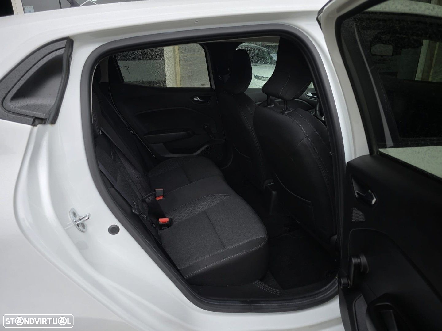 Renault Clio 1.0 TCe Evolution - 15