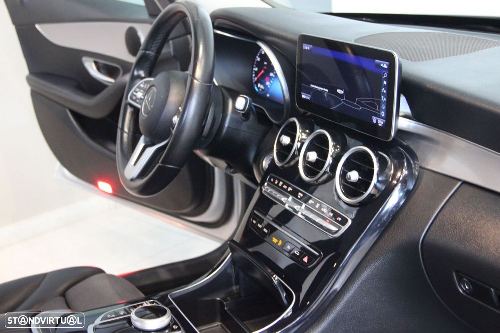 Mercedes-Benz C 300 de Edition - 20