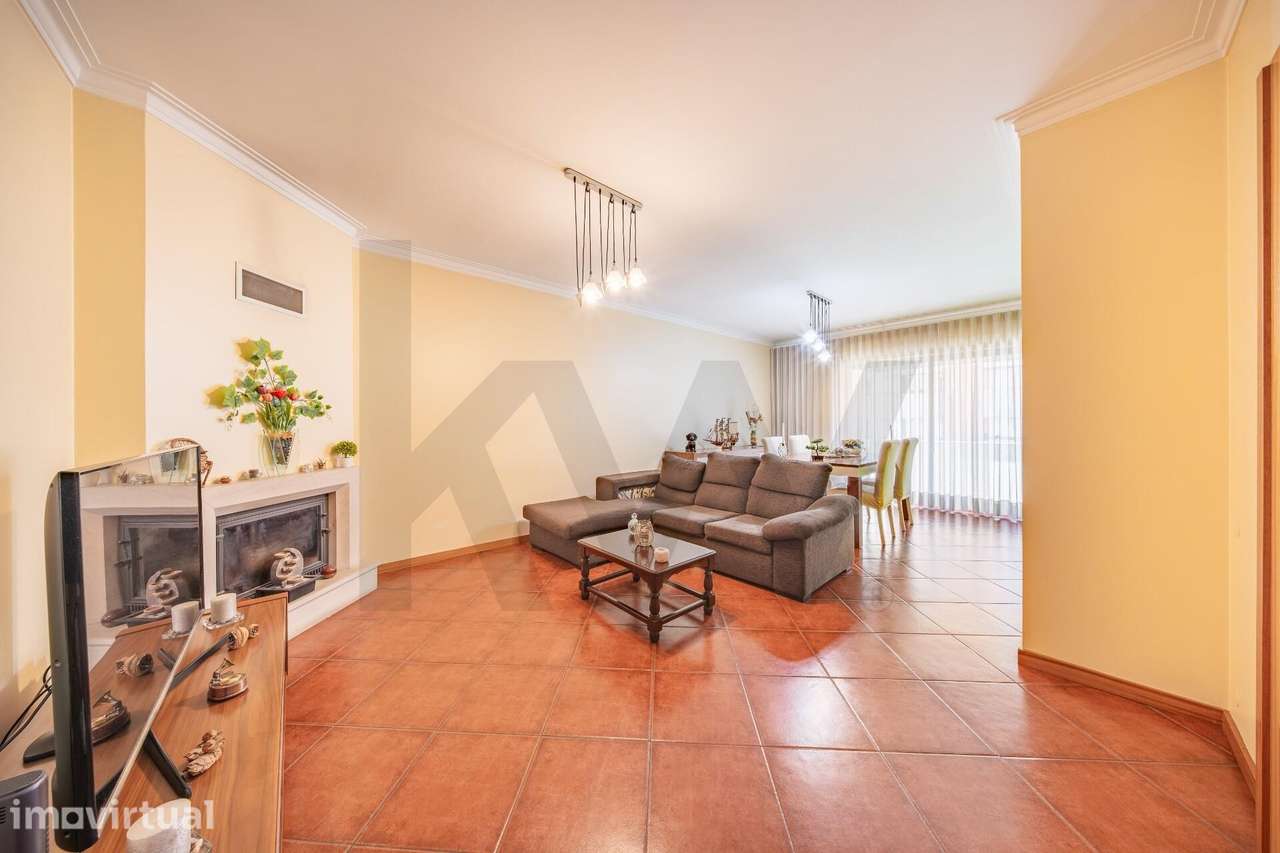 Apartamento T3 na Naia | 172 m2 de área bruta e todo o conforto - Grande imagem: 3/32