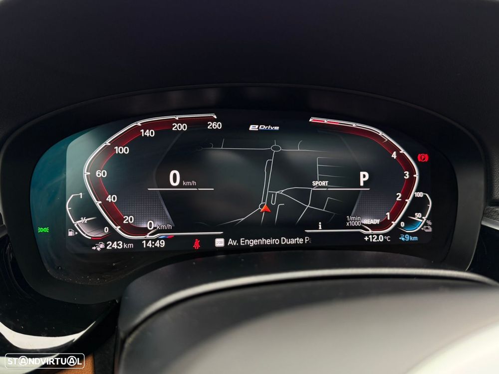 BMW 520 e Pack M - 35