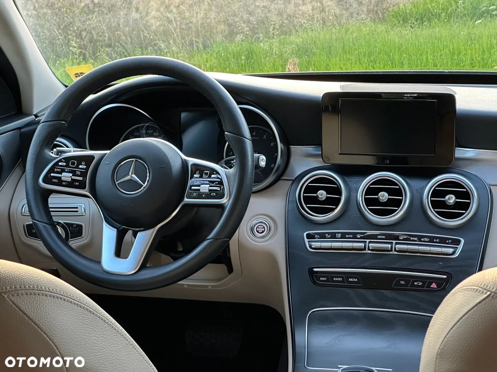 Mercedes-Benz Klasa C 200 4MATIC 9G-TRONIC - 29