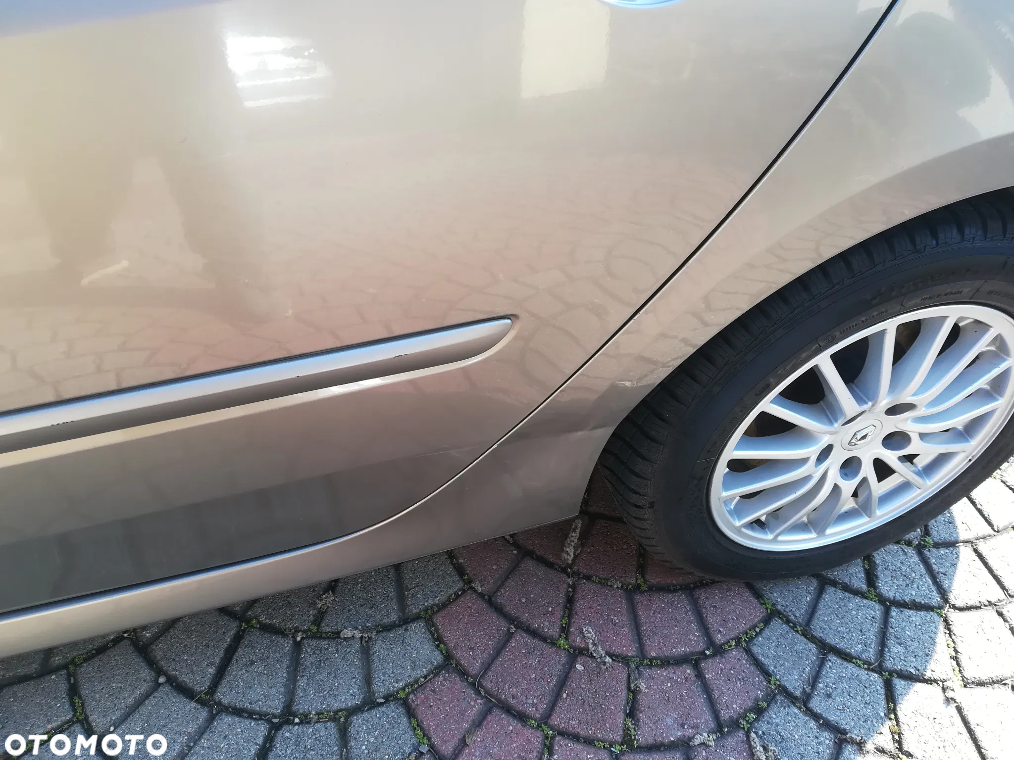 Renault Laguna 1.5 dCi Authentique - 12
