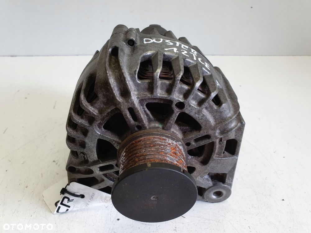 ALTERNATOR Dacia Duster I 1.2 TCe _ valeo 231007842R - 3