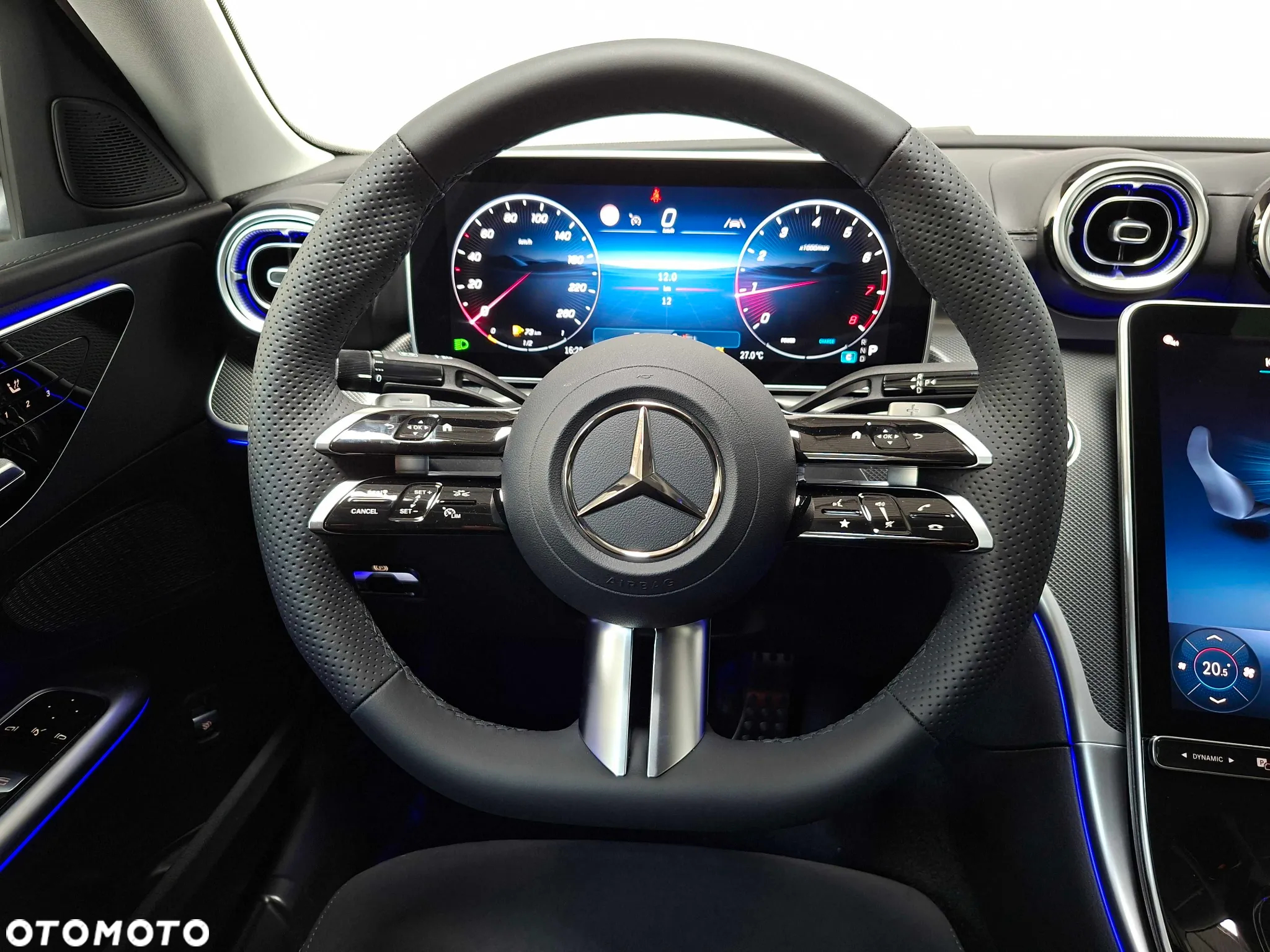 Mercedes-Benz Klasa C 180 mHEV AMG - 2