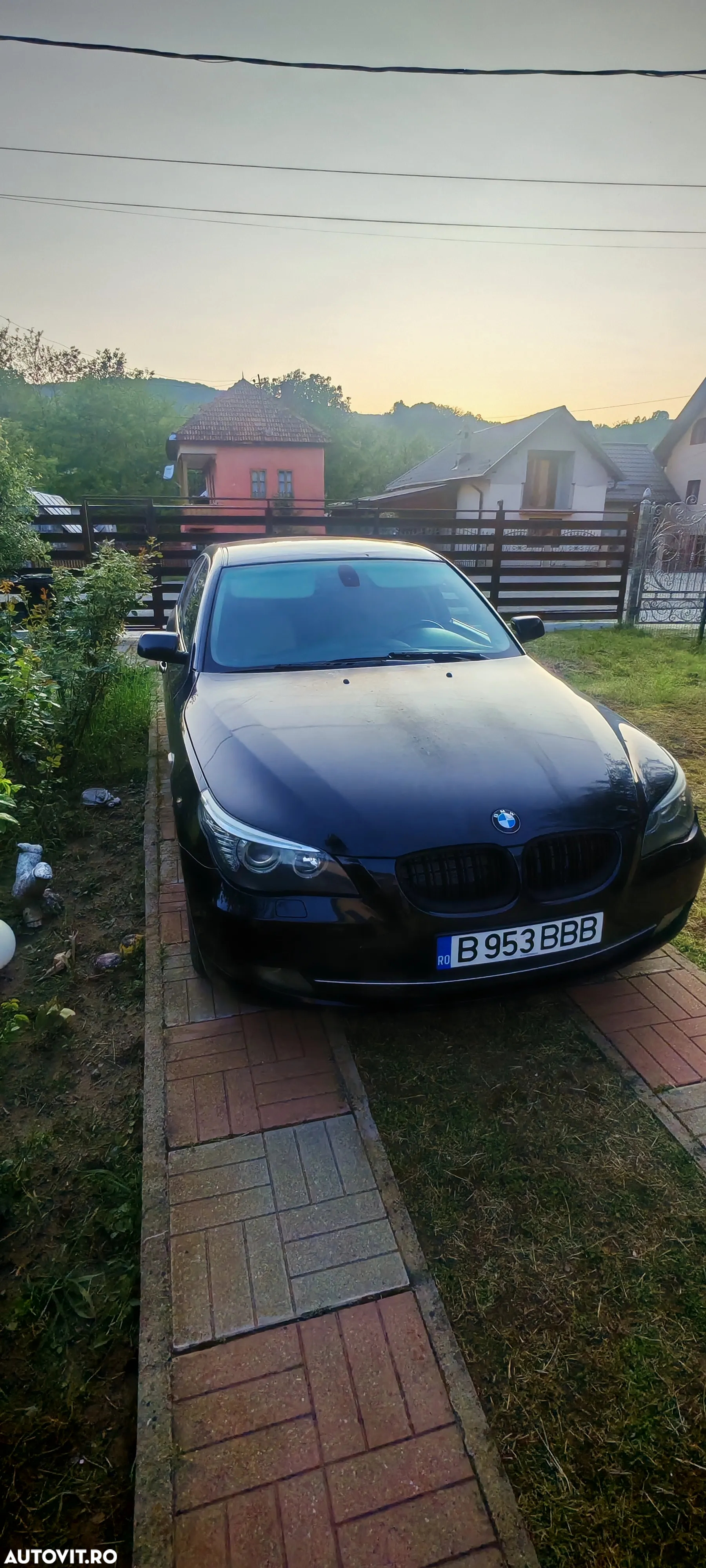 BMW Seria 5 520d - 8