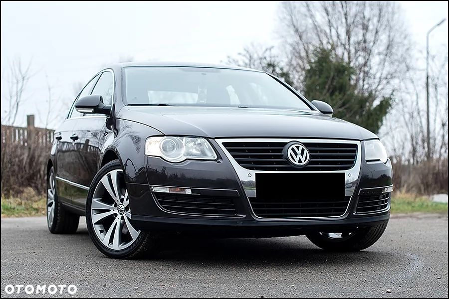 Volkswagen Passat - 13
