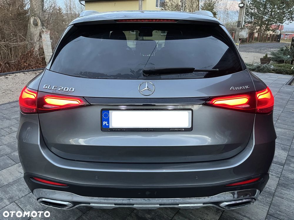 Mercedes-Benz GLC 200 4Matic 9G-TRONIC AMG Line - 4