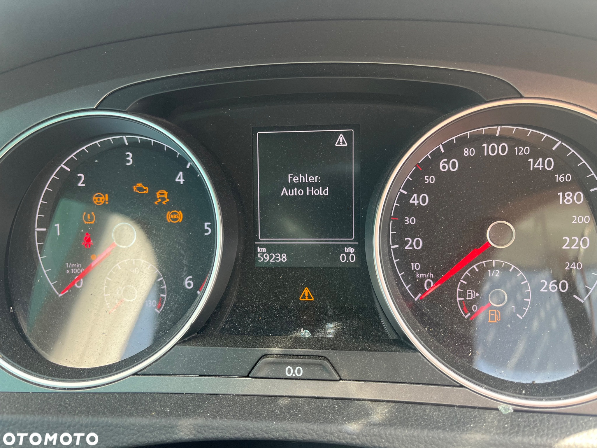 Volkswagen Golf Variant 1.6 TDI BlueMotion Technology Lounge - 22