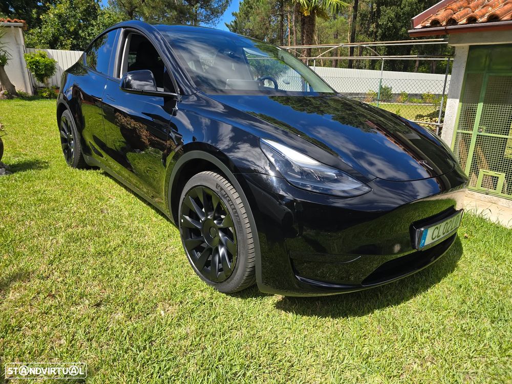 Tesla Model Y Standard - 3