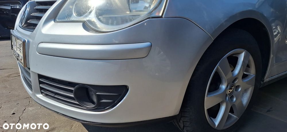 VW Polo 9N Lift 05- Zderzak Przód Przedni Kod Lakieru LA7W - 10