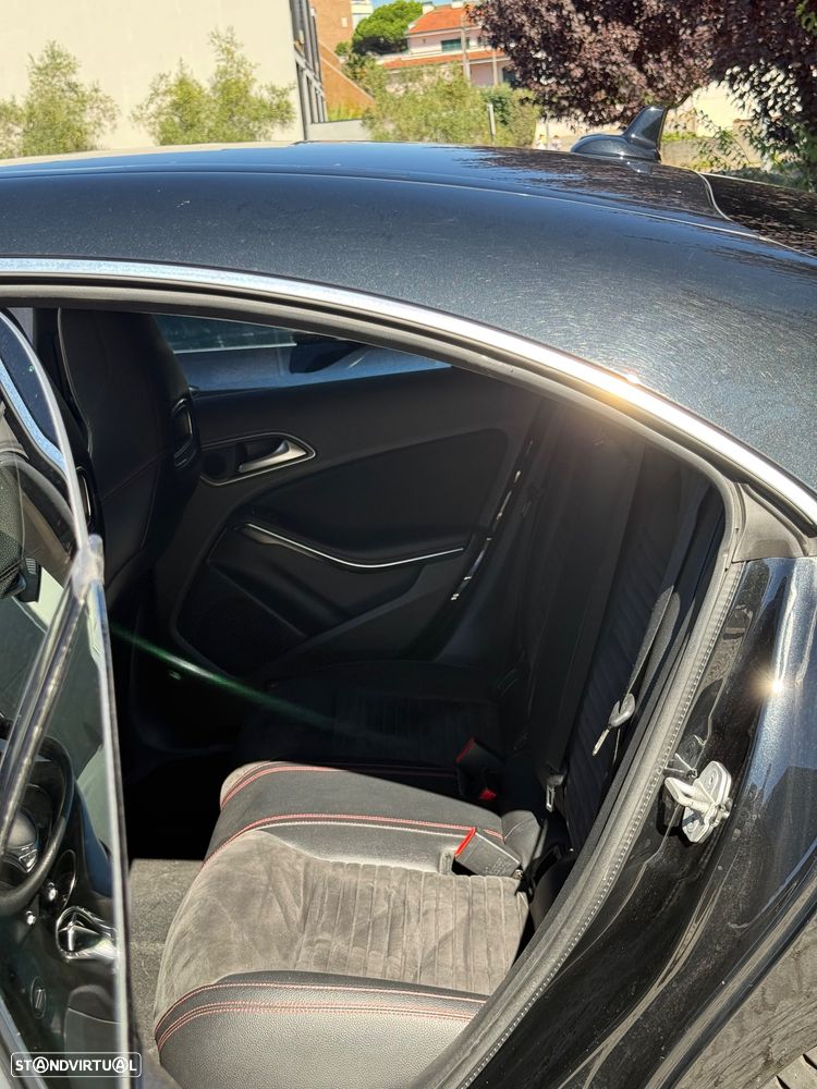Mercedes-Benz CLA 200 d 7G-DCT - 12