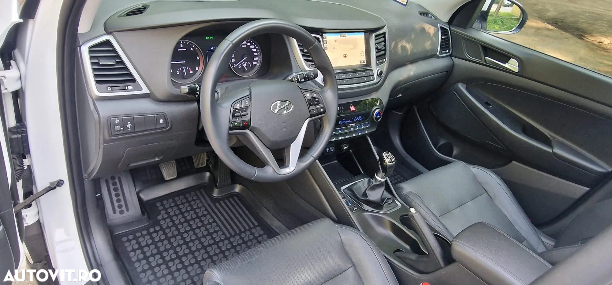 Hyundai Tucson blue 1.7 CRDi 2WD Passion Plus - 8
